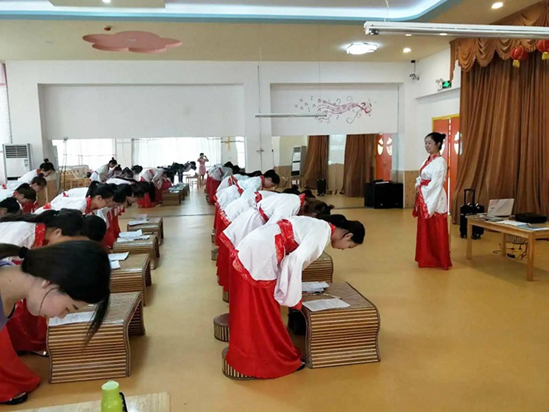 國學教育,叛逆孩子學校,行為矯正學校,厭學孩子學校 國學教育,叛逆孩子學校,行為矯正學校,厭學孩子學校