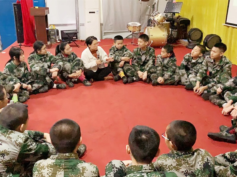 人際適應能力心理團輔課,青少年教育學校,素質(zhì)教育學校,問題孩子學校 人際適應能力心理團輔課,青少年教育學校,素質(zhì)教育學校,問題孩子學校