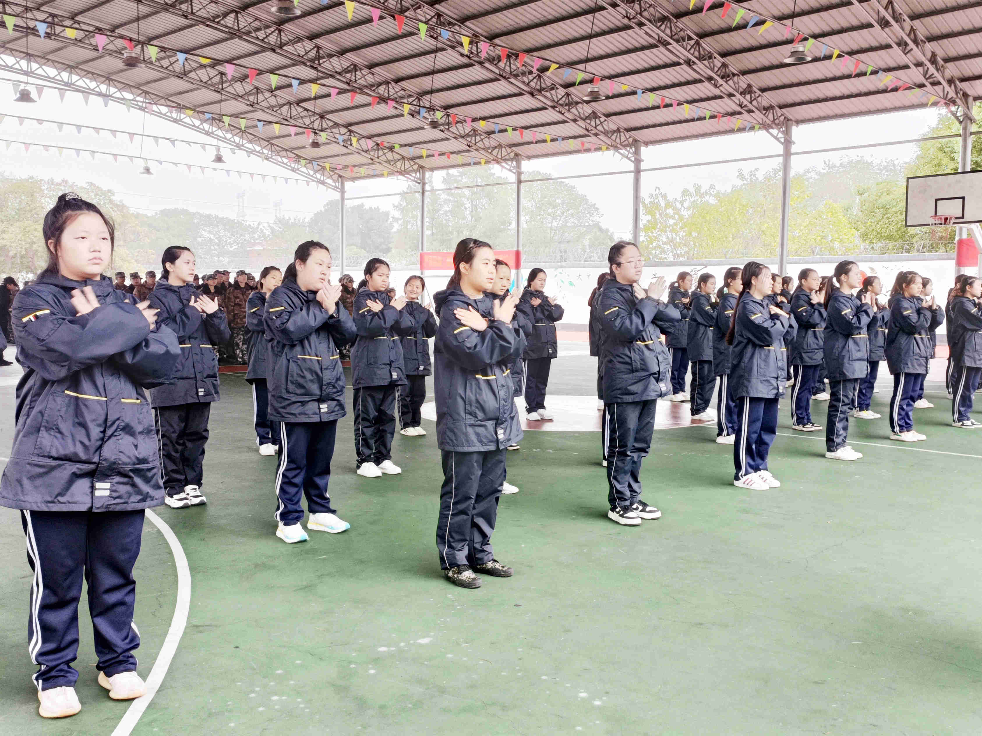 感恩教育學校,問題孩子學校,素質教育學校 感恩教育學校,問題孩子學校,素質教育學校