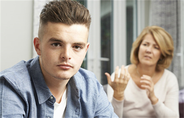 叛逆教育學校, 叛逆教育學校,