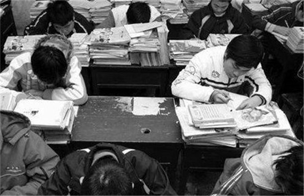 全國(guó)厭學(xué)少年管教學(xué)校,厭學(xué)孩子學(xué)校,問(wèn)題孩子學(xué)校 全國(guó)厭學(xué)少年管教學(xué)校,厭學(xué)孩子學(xué)校,問(wèn)題孩子學(xué)校