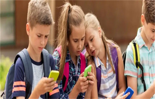 戒手機(jī)癮學(xué)校有用嗎 戒手機(jī)癮學(xué)校有用嗎