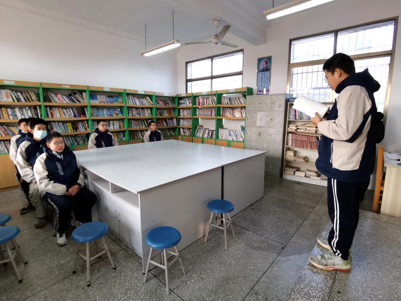 新起點青少年教育專門學校組織學員進行讀書分享 新起點青少年教育專門學校組織學員進行讀書分享