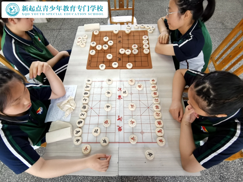 新起點教育專門學校組織象棋學習活動 新起點教育專門學校組織象棋學習活動