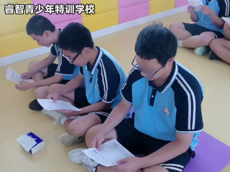 新起點青少年特訓學校舉行紅色杯演講預熱比賽 新起點青少年特訓學校舉行紅色杯演講預熱比賽