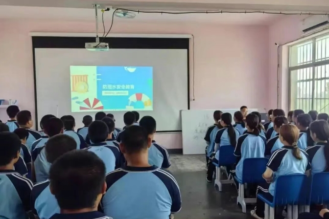 新起點教育專門學校開展防溺水教育筑牢安全防線活動 新起點教育專門學校開展防溺水教育筑牢安全防線活動
