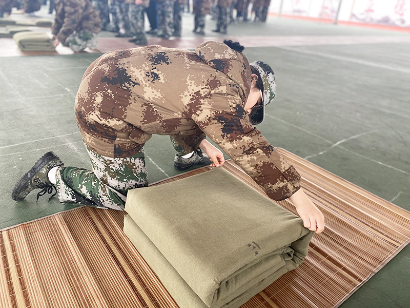 疊被子比賽,素質教育學校,青少年教育學校,青少年特訓學校 疊被子比賽,素質教育學校,青少年教育學校,青少年特訓學校